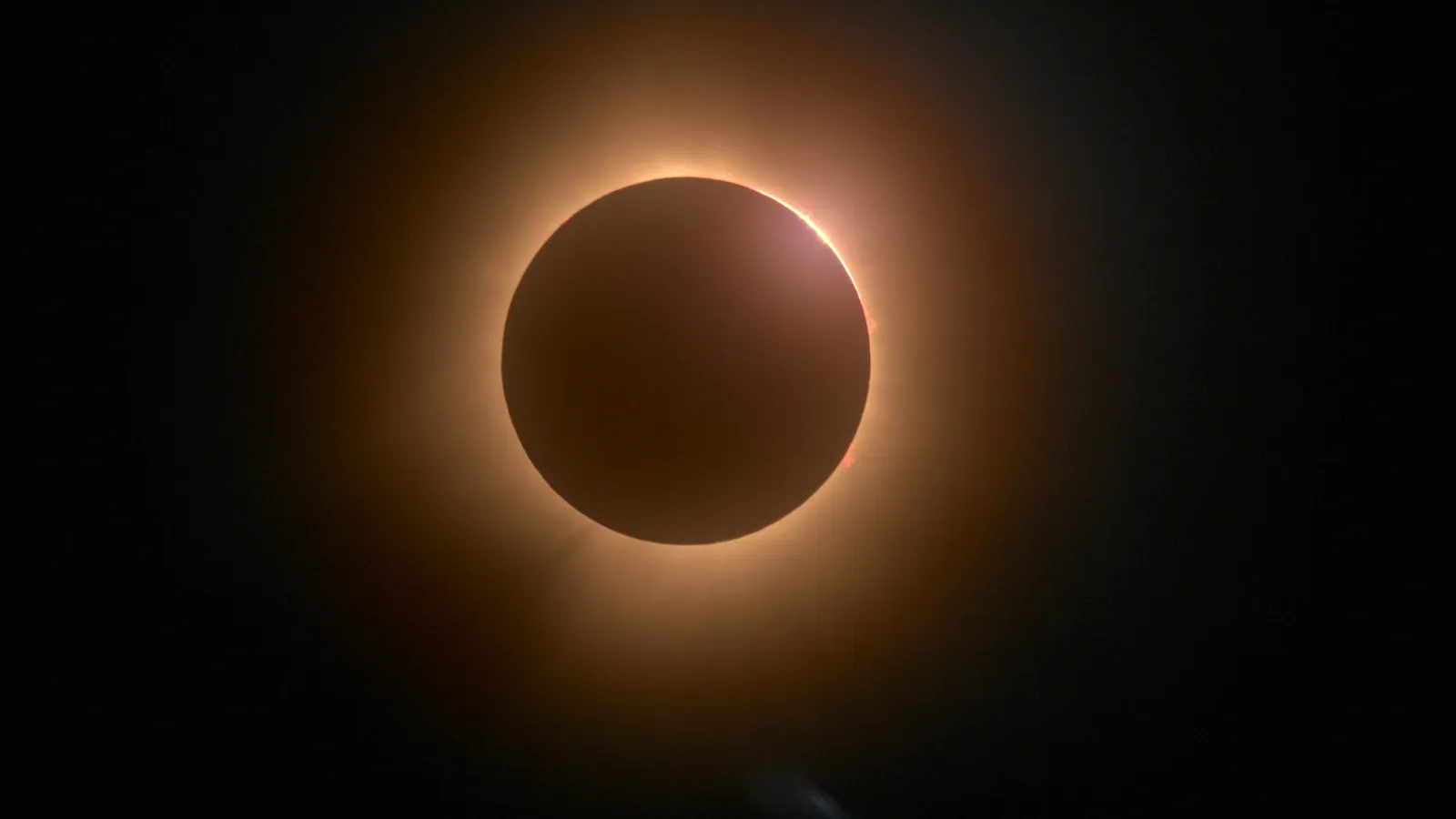 A total solar eclipse with a glowing ring