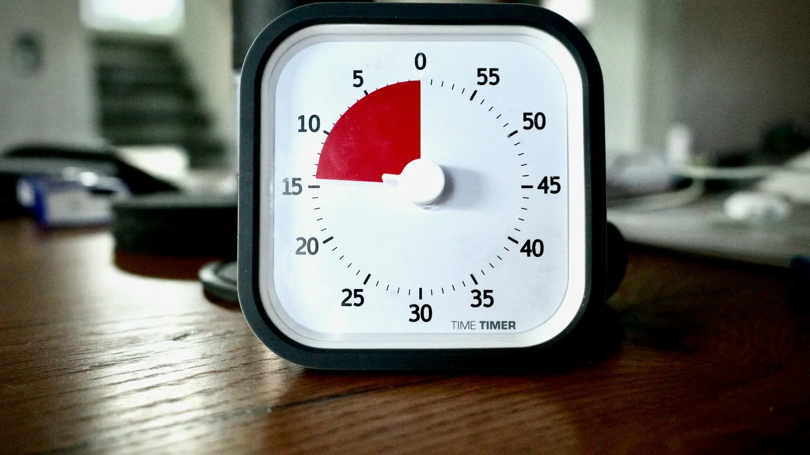 Visual countdown timer on a desk
